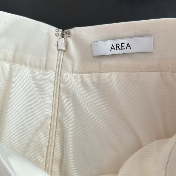 AREA Crystal trimmed Pleated Mini skirt in ivory - Picture 8 of 10